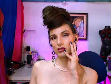 Recent Screen Shot of Moira-Hot