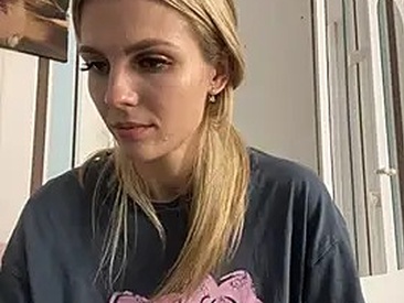 Recent Screen Shot of My_Hotgirl