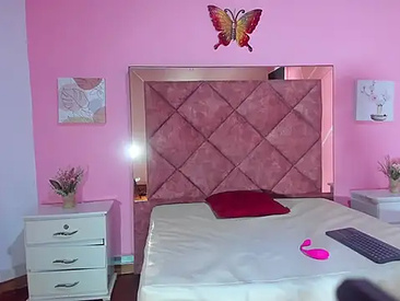 Recent Screen Shot of NIKI_SANTANA