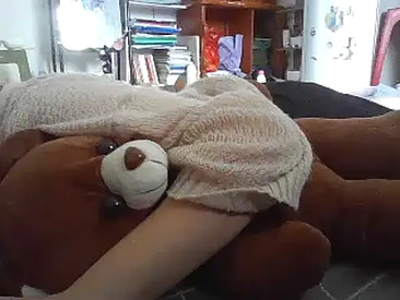 Recent Screen Shot of Nhi_Babe
