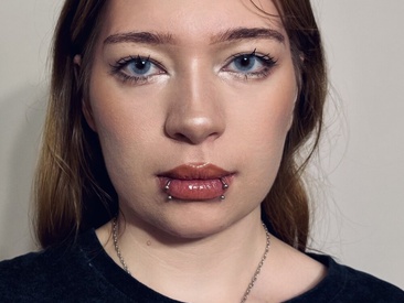 Recent Screen Shot of Nicolle_moors