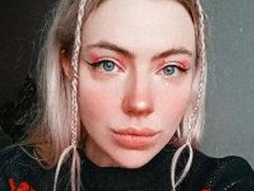 Recent Screen Shot of NikiNone