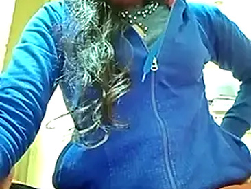 Recent Screen Shot of Pooja_cut