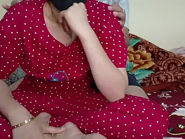 Recent Screen Shot of Queen_Divya