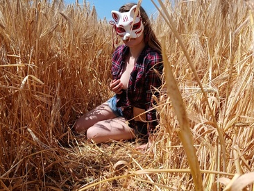 Recent Screen Shot of ScarletKitsunyaa