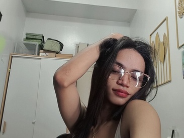 Recent Screen Shot of SeductiveAki69xxx