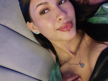 Recent Screen Shot of Selenafox_0