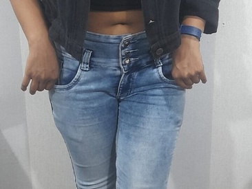 Recent Screen Shot of Sexey-Puja18