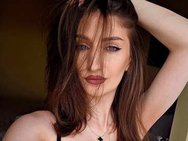 Recent Screen Shot of SexyCelline