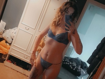 Recent Screen Shot of SexyLoXOX