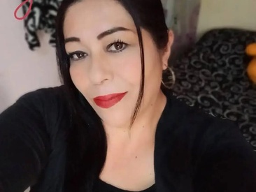 Recent Screen Shot of SexyMomy_