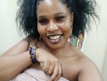 Recent Screen Shot of SweetestKandyxx