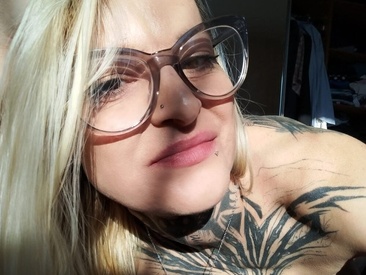 Recent Screen Shot of TattooTemptress