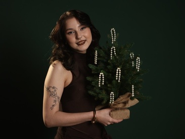 Recent Screen Shot of TinnaBurton