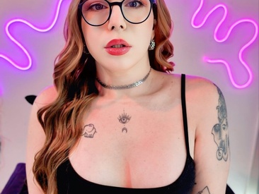 Recent Screen Shot of VIckSexyDoll