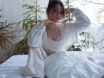 Recent Screen Shot of VicentaWieczorek