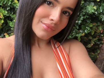 Recent Screen Shot of Victoria_Jonnesss