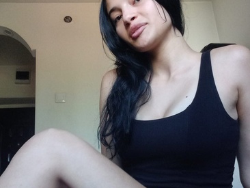 Recent Screen Shot of Virggin_Pussy_Cum