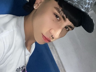 Recent Screen Shot of XanderGrey8