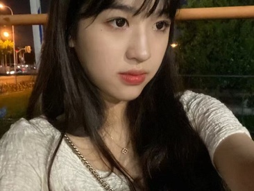 Recent Screen Shot of Xixi--chloe