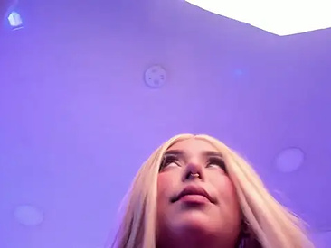 Recent Screen Shot of ZoeBenneti