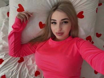 Recent Screen Shot of _ViviV_