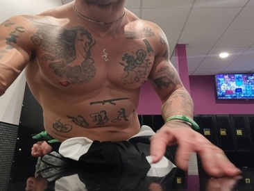 Recent Screen Shot of alphacloudGod