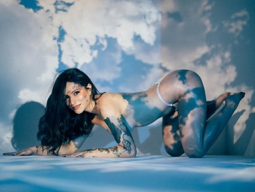 Recent Screen Shot of alysa_g_