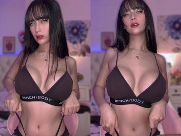 Recent Screen Shot of angelic_facexx