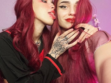 Recent Screen Shot of ariel_and_yara