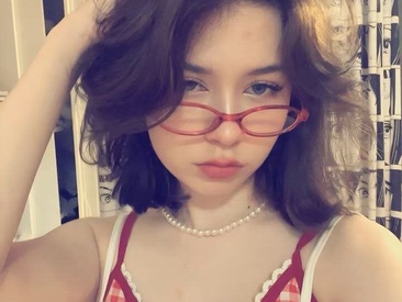 Recent Screen Shot of avelin_noir