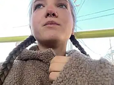 Recent Screen Shot of bambi_lu
