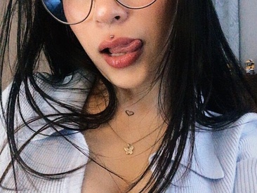 Recent Screen Shot of camilita08