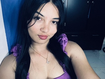 Recent Screen Shot of celeste_veryhot