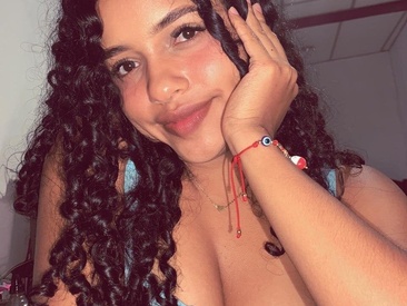 Recent Screen Shot of chleo_rosse