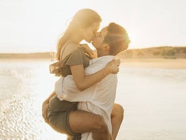 Recent Screen Shot of couple_love_34