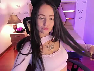 Recent Screen Shot of daniela_yenert