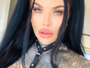 Recent Screen Shot of darkinkedbabe