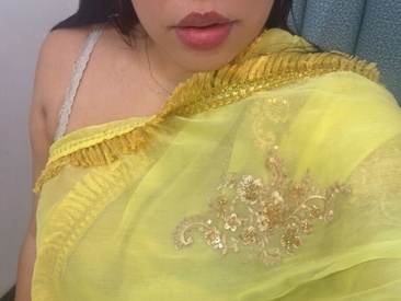 Recent Screen Shot of dharanisnisha