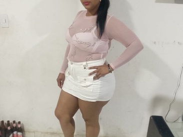 Recent Screen Shot of doll_latina_squirt