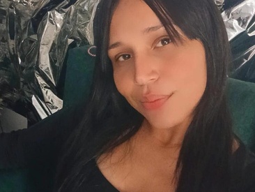 Recent Screen Shot of emma_bloom_