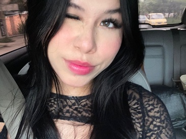 Recent Screen Shot of emma_rousell