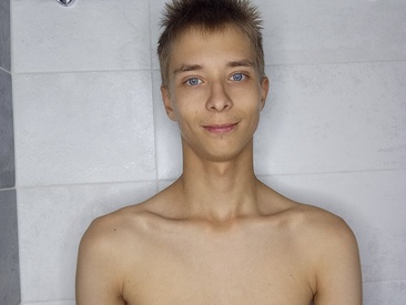 Recent Screen Shot of glasses_cat