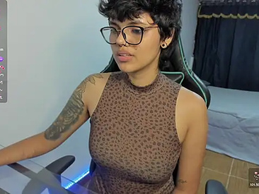 Recent Screen Shot of gooddess_isis