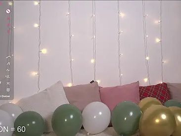 Recent Screen Shot of happynewdear