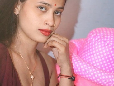 Recent Screen Shot of jacqueline-24