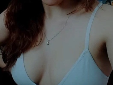 Recent Screen Shot of karlamorris_