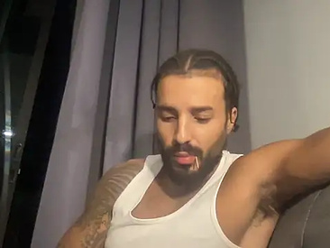 Recent Screen Shot of kingomzie
