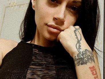 Recent Screen Shot of kissnicol32