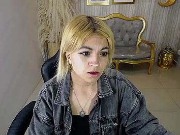 Recent Screen Shot of lili_conor_s